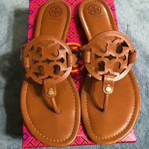 Miller Sandal
TORY BURCH